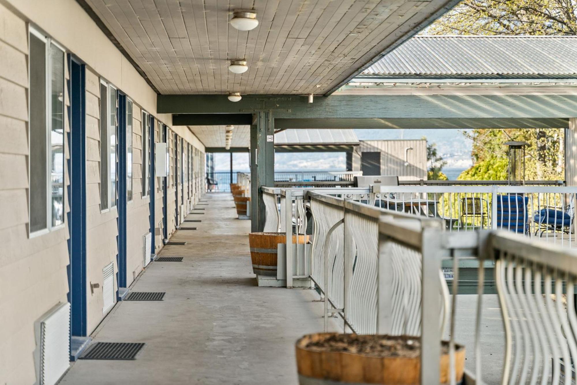 Okanagan Lakefront Resort Penticton Exteriér fotografie